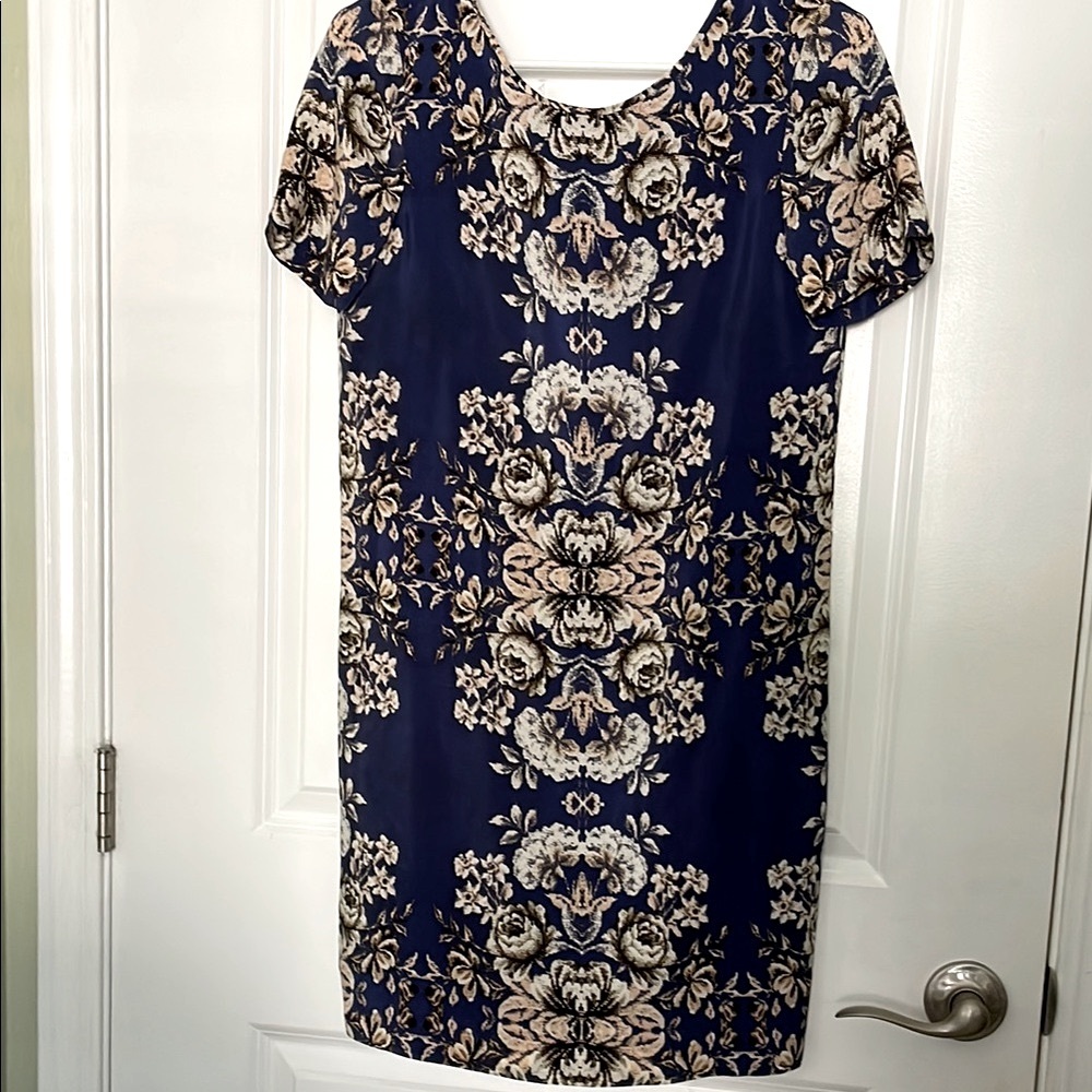 Madewell Graphic Blue and Cream Short Sleeve Dress